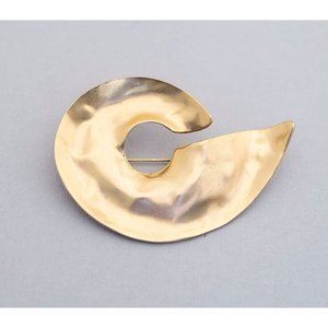 Vintage DAUPLASS Stylish Crescent Brooch, Gold Tone Symbolic Brooch - C1